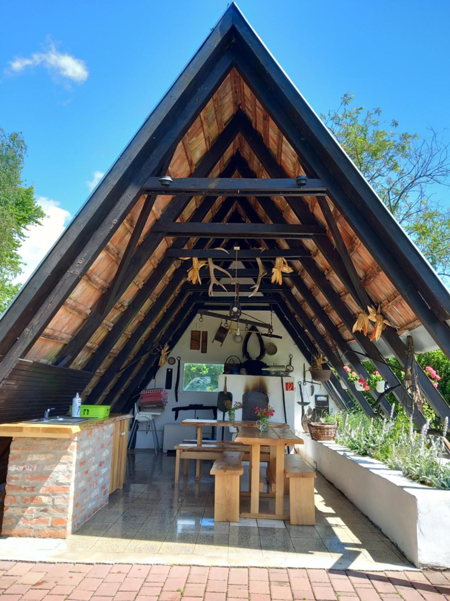 Nyirfas Camping Nagykanizsa Exterior photo